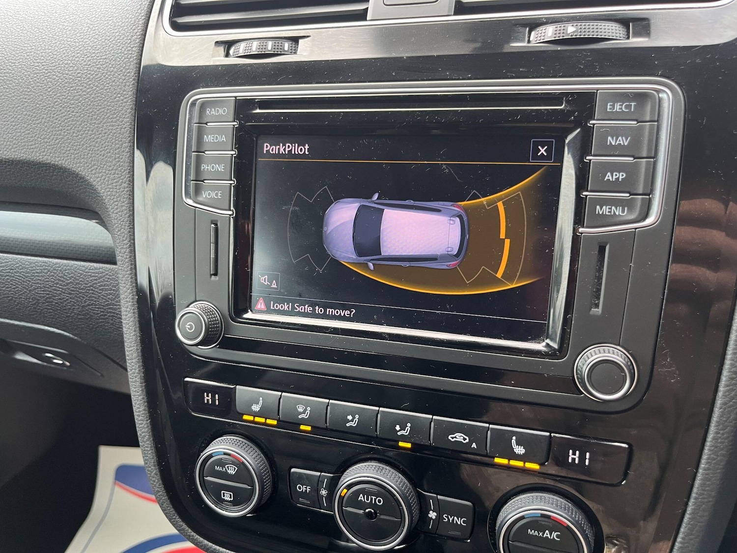 Used Volkswagen Scirocco 2017 for sale - 77424642: Photo 27