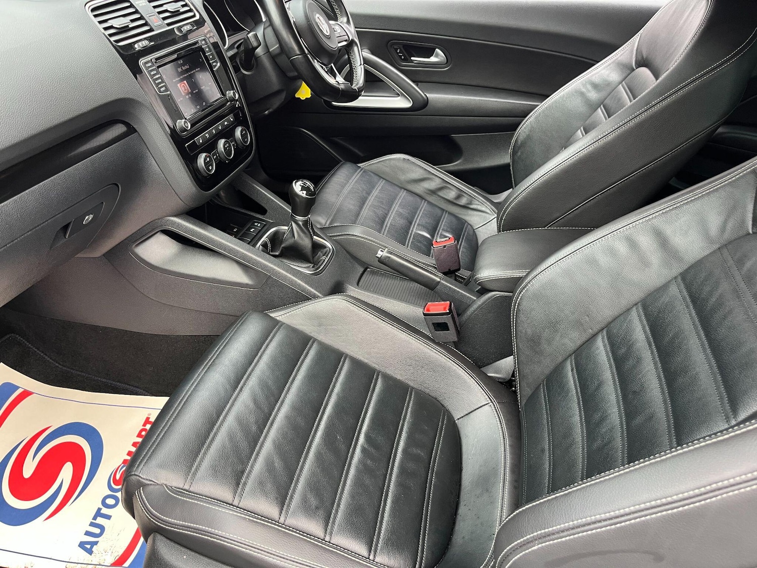 Used Volkswagen Scirocco 2017 for sale - 77424642: Photo 32