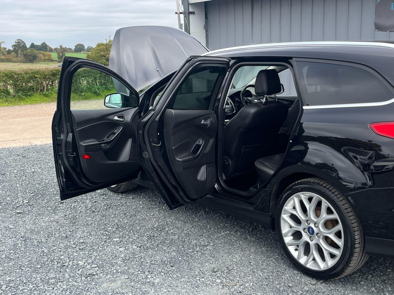 Used Ford Focus 2014 for sale - 76085217: Photo 16