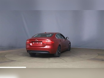Used Jaguar XE 2016 for sale - 79132597: Photo