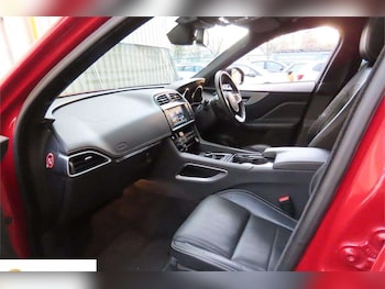 Used Jaguar F-Pace 2017 for sale - 77455275: Photo