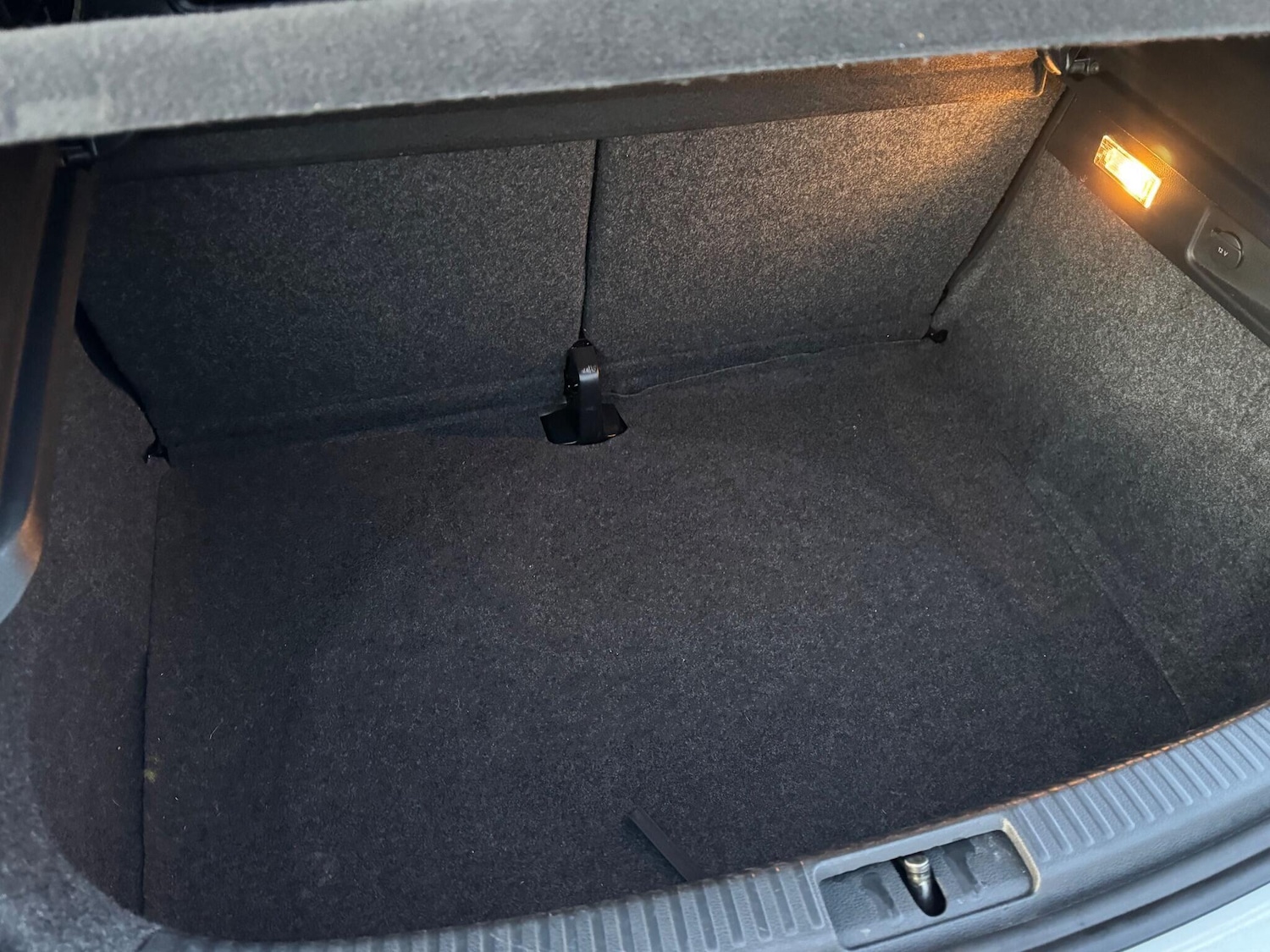 Used Volkswagen Scirocco 2017 for sale - 76839756: Photo 28