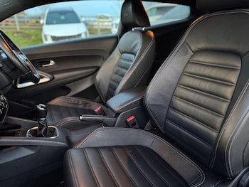 Used Volkswagen Scirocco 2017 for sale - 76839756: Photo