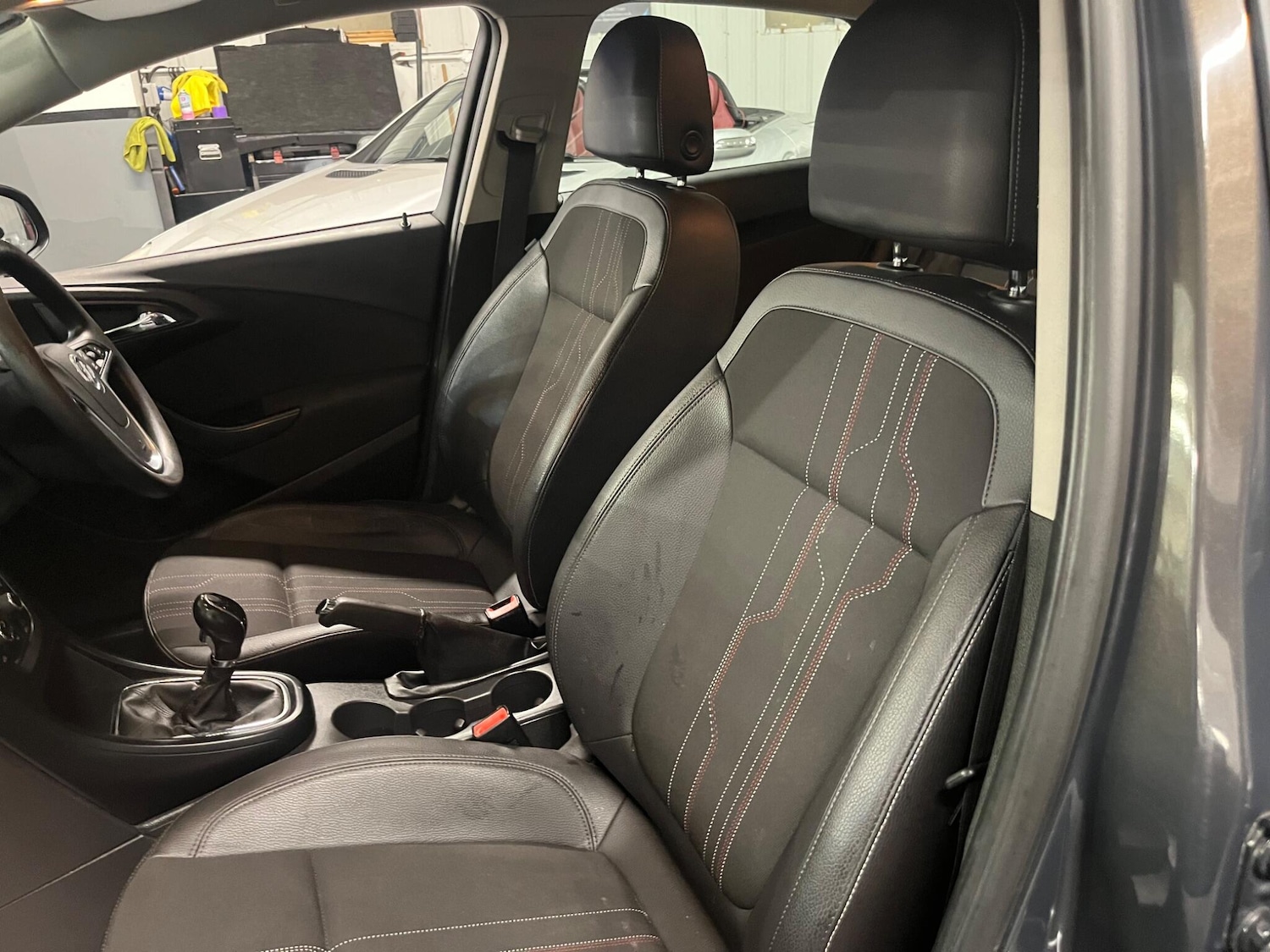 Used Vauxhall Astra 2012 for sale - 76942506: Photo 11