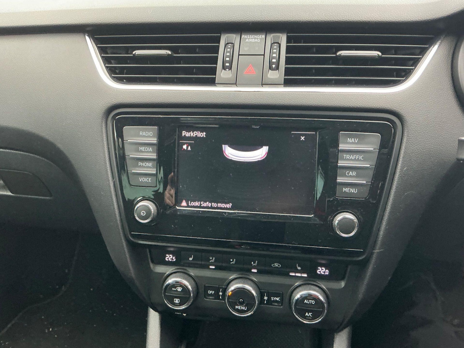 Used Skoda Octavia 2015 for sale - 76714697: Photo 6