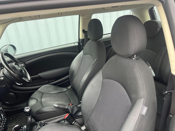 Used MINI Hatch 2010 for sale - 76247089: Photo 30