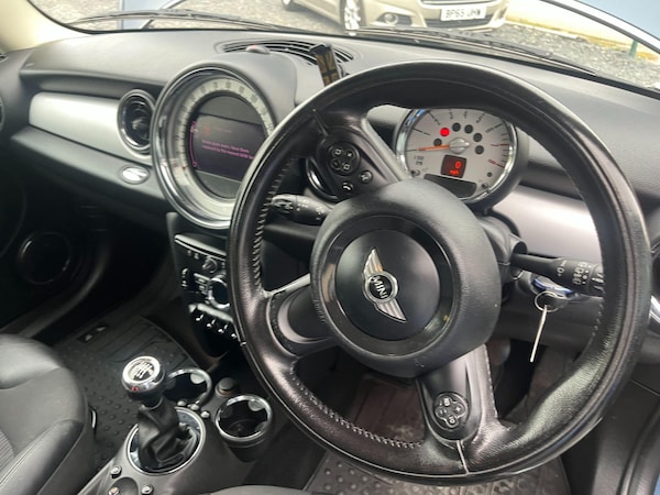 Used MINI Hatch 2010 for sale - 76247089: Photo 32