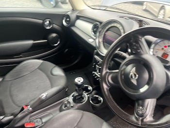 Used MINI Hatch 2010 for sale - 76247089: Photo 4