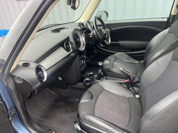 Used MINI Hatch 2010 for sale - 76247089: Photo 5