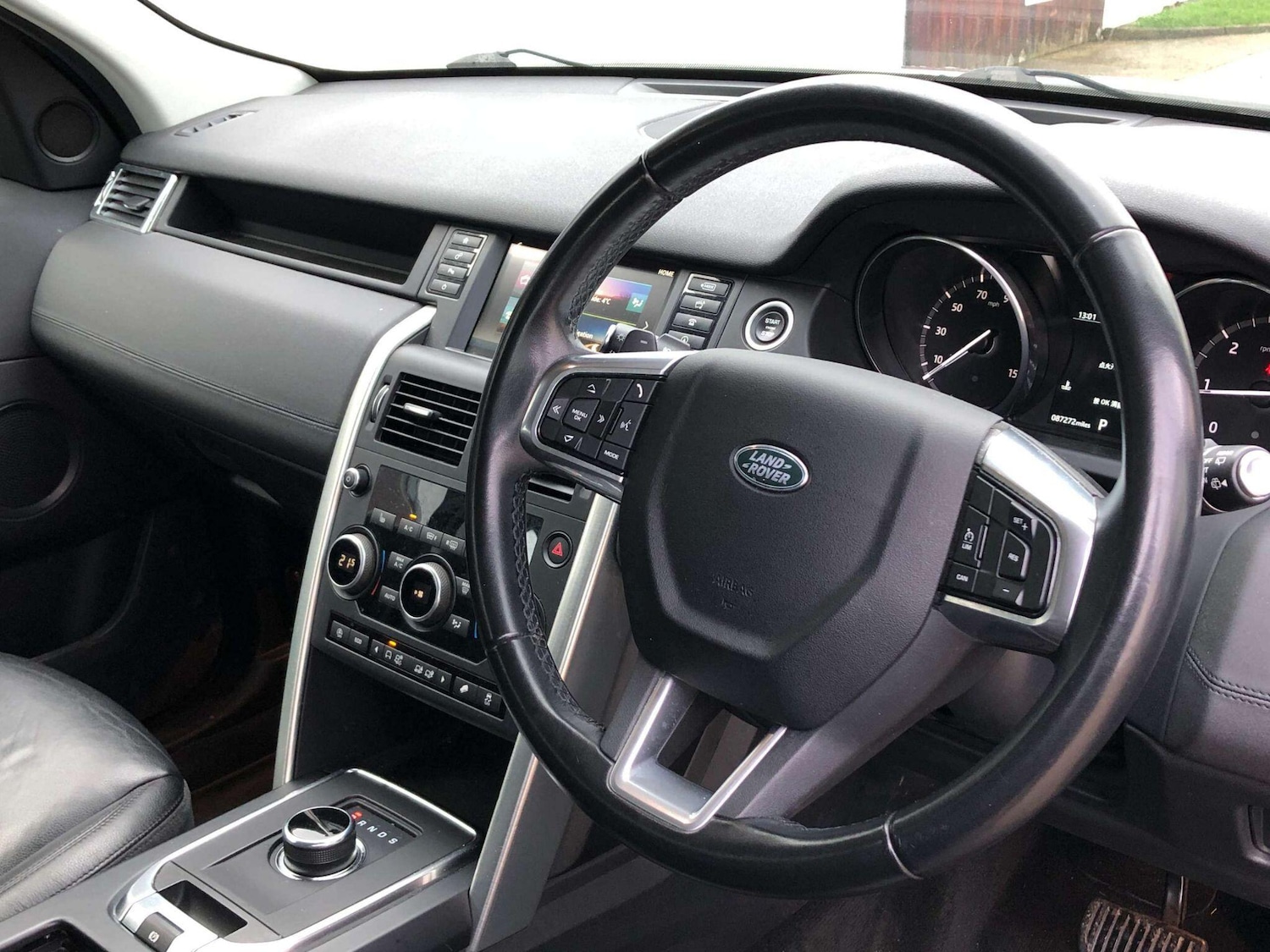 Used Land Rover Discovery Sport for sale - 77344266: Photo 10