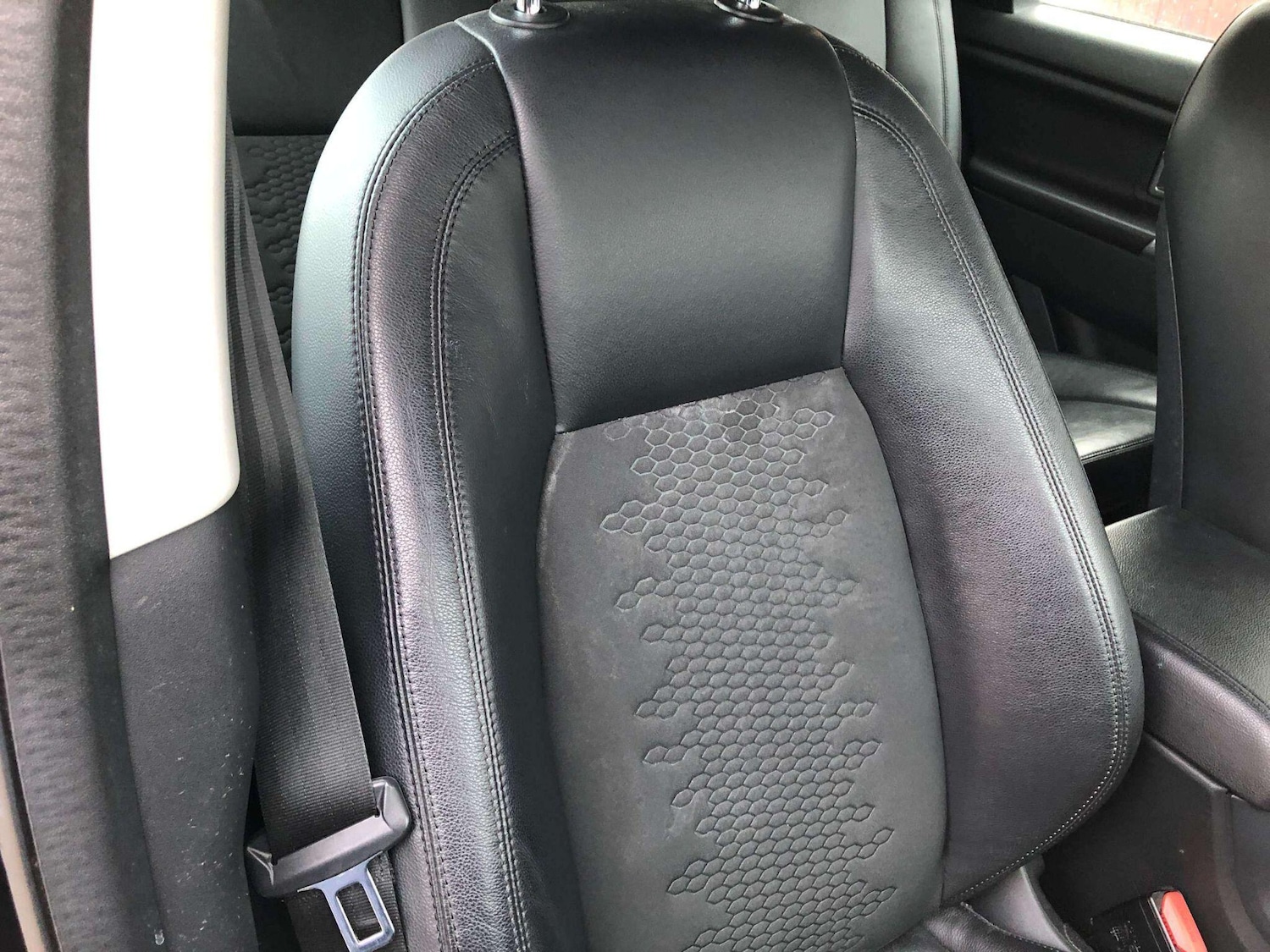 Used Land Rover Discovery Sport for sale - 77344266: Photo 6