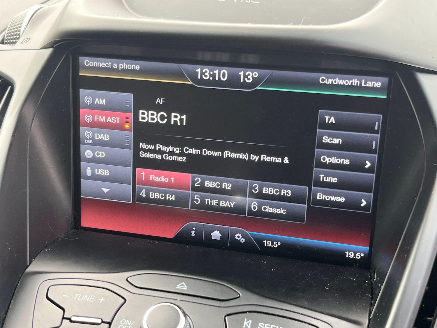 Used Ford Kuga 2016 for sale - 76990615: Photo 26