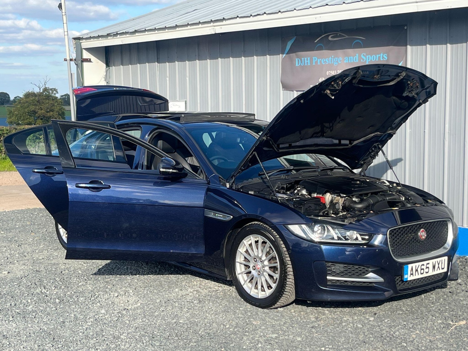Used Jaguar XE 2015 for sale - 76109048: Photo 17