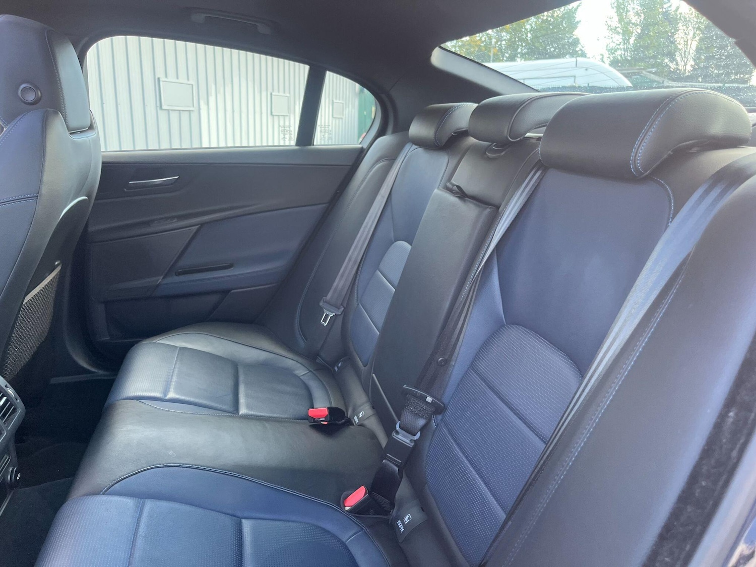 Used Jaguar XE 2015 for sale - 76109048: Photo 27