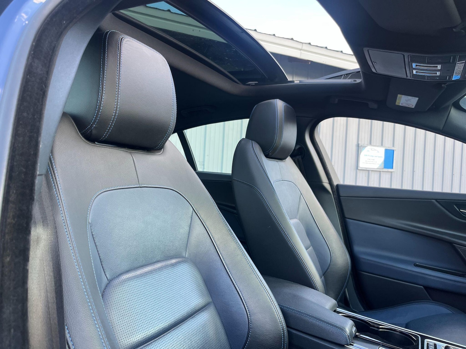 Used Jaguar XE 2015 for sale - 76109048: Photo 33