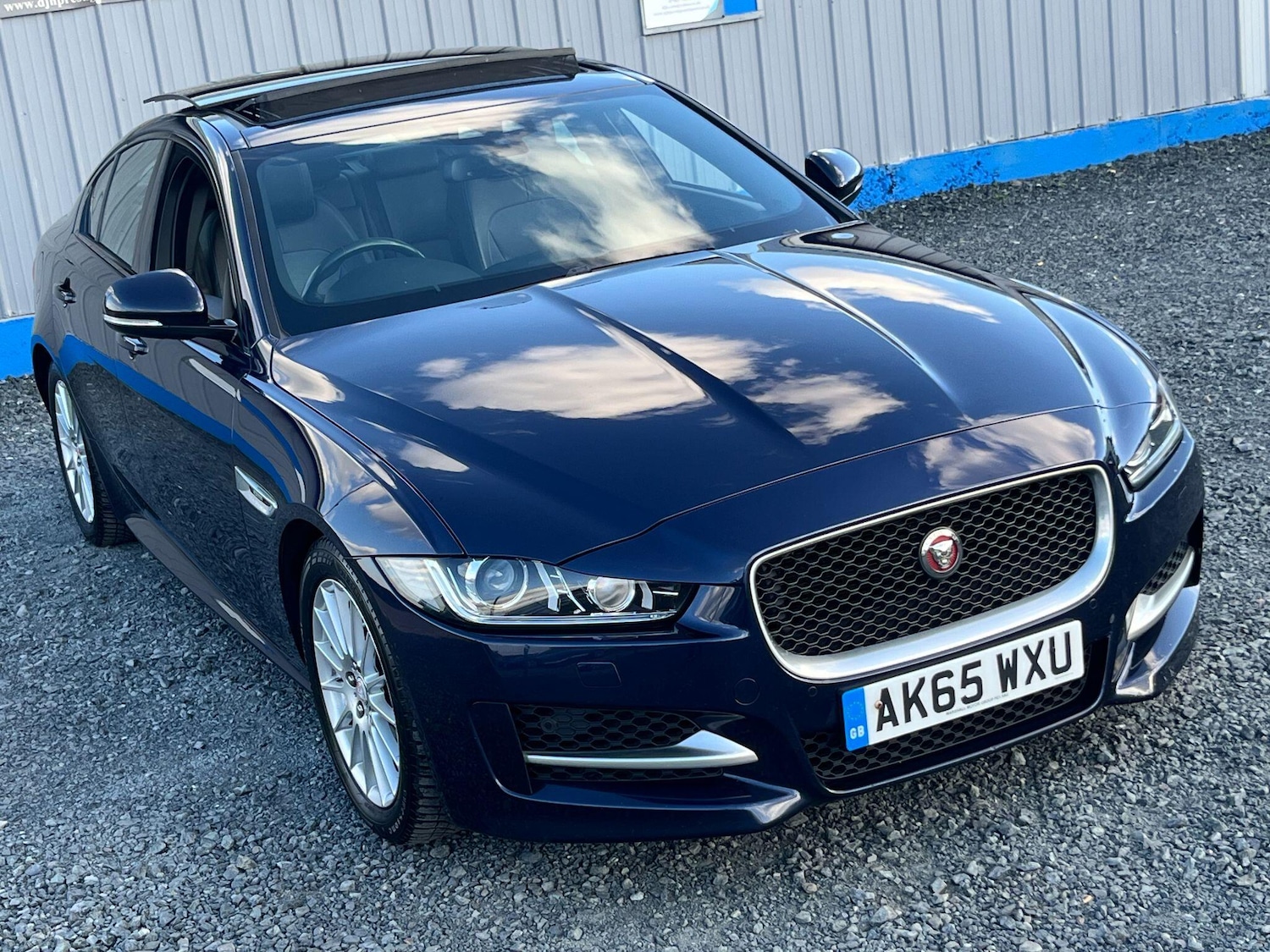 Used Jaguar XE 2015 for sale - 76109048: Photo 40