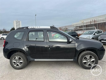 Used Dacia Duster 2017 for sale - 77753788: Photo