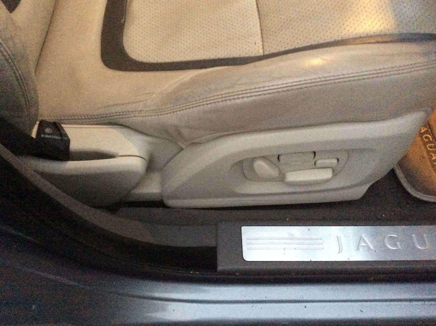 Used Jaguar XF 2012 for sale - 76786429: Photo 10