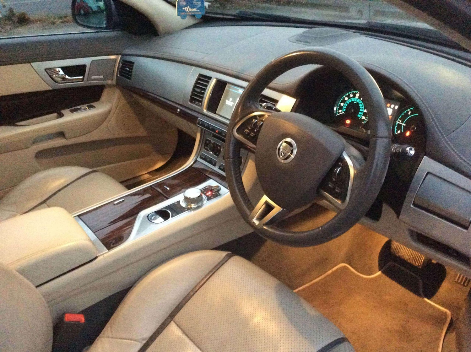 Used Jaguar XF 2012 for sale - 76786429: Photo 12