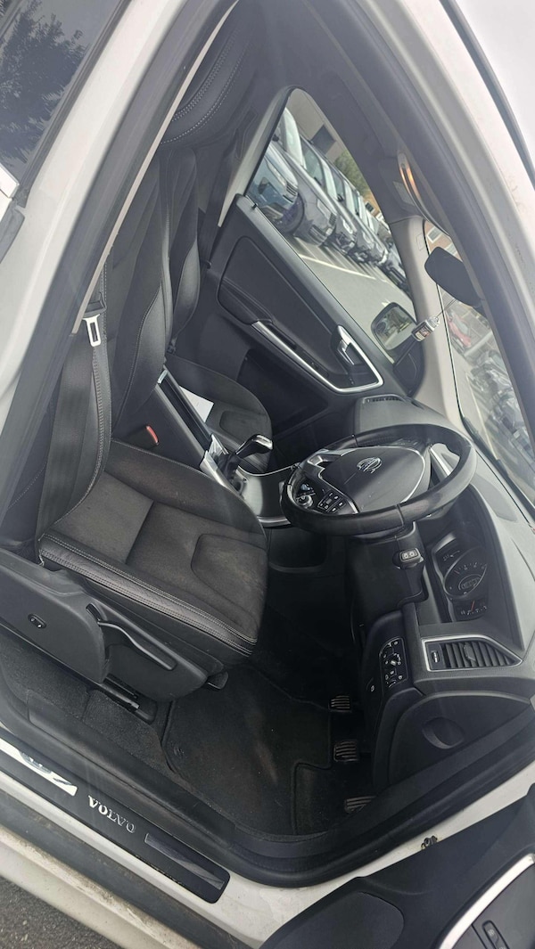 Used Volvo XC60 2016 for sale - 76214331: Photo 11
