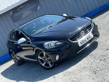 Used Volvo V40 2016 for sale - 79484745: Photo