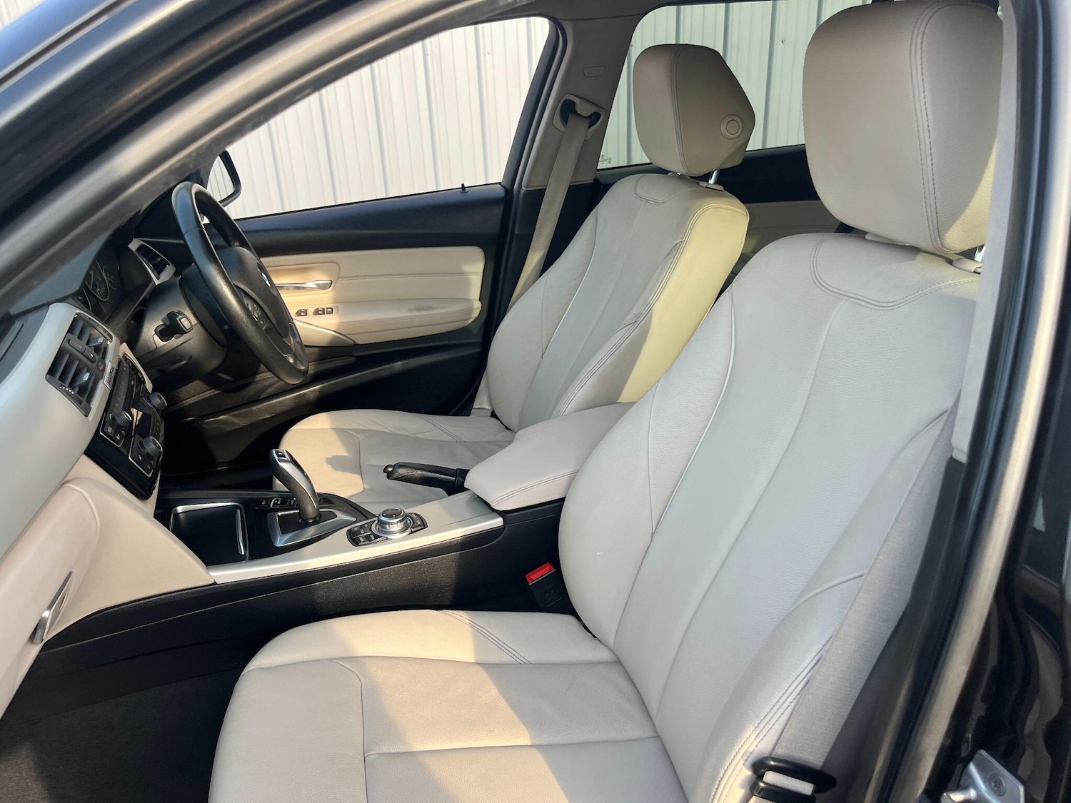 Used BMW 3 Series 2016 for sale - 78047858: Photo 42