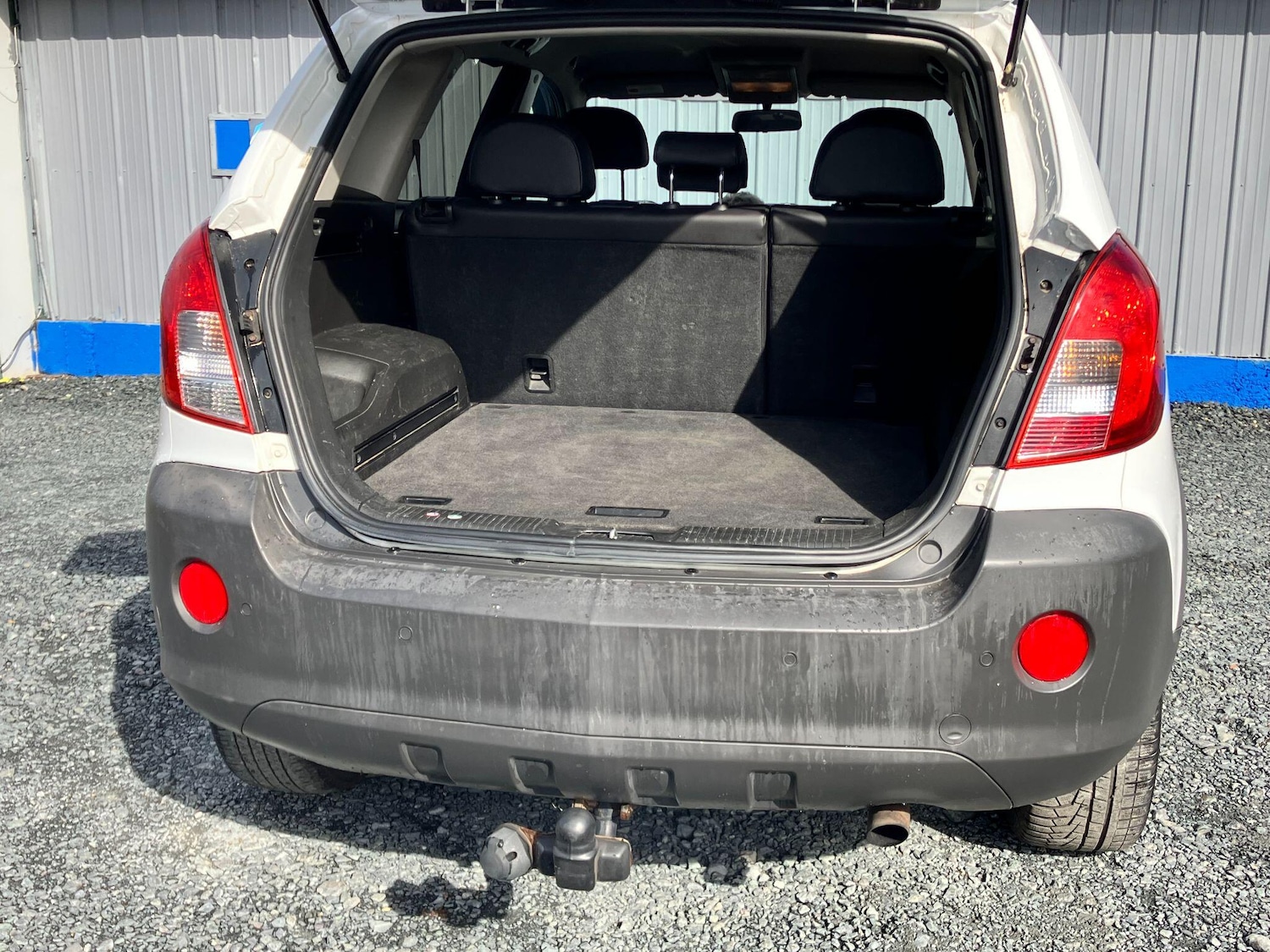 Vehicle 28