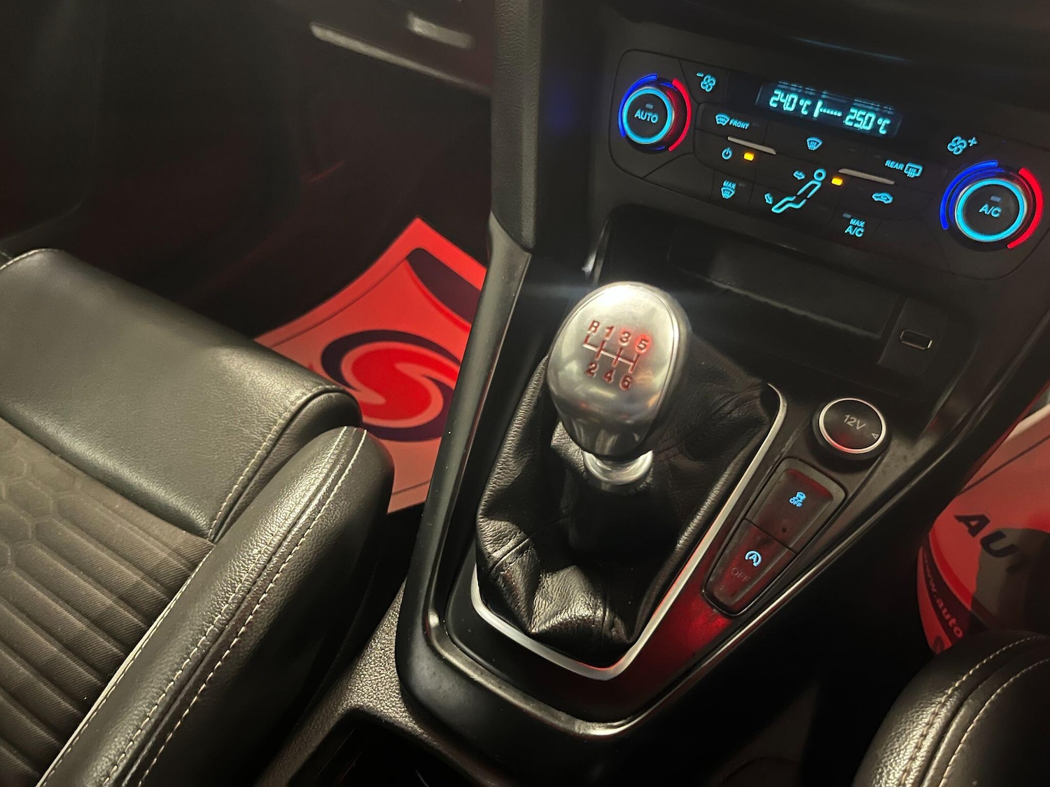 Used Ford Focus 2015 for sale - 76166433: Photo 18