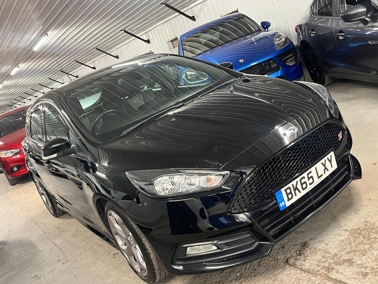 Used Ford Focus 2015 for sale - 76166433: Photo 2