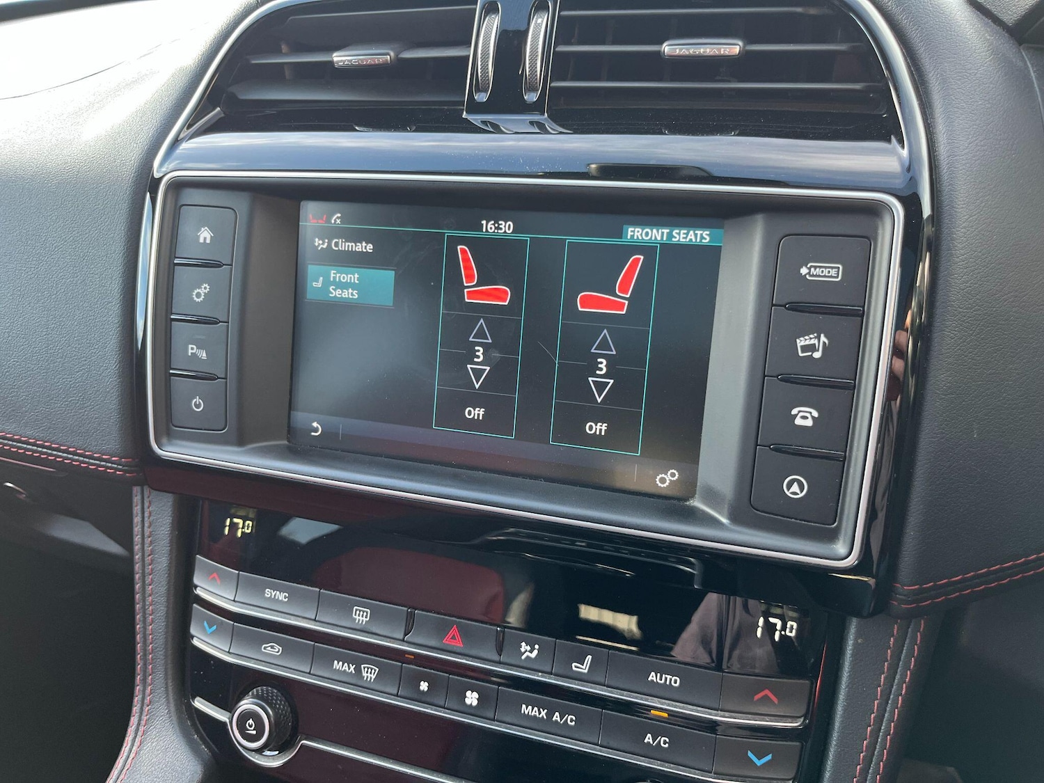 Used Jaguar F-Pace 2016 for sale - 78072973: Photo 27