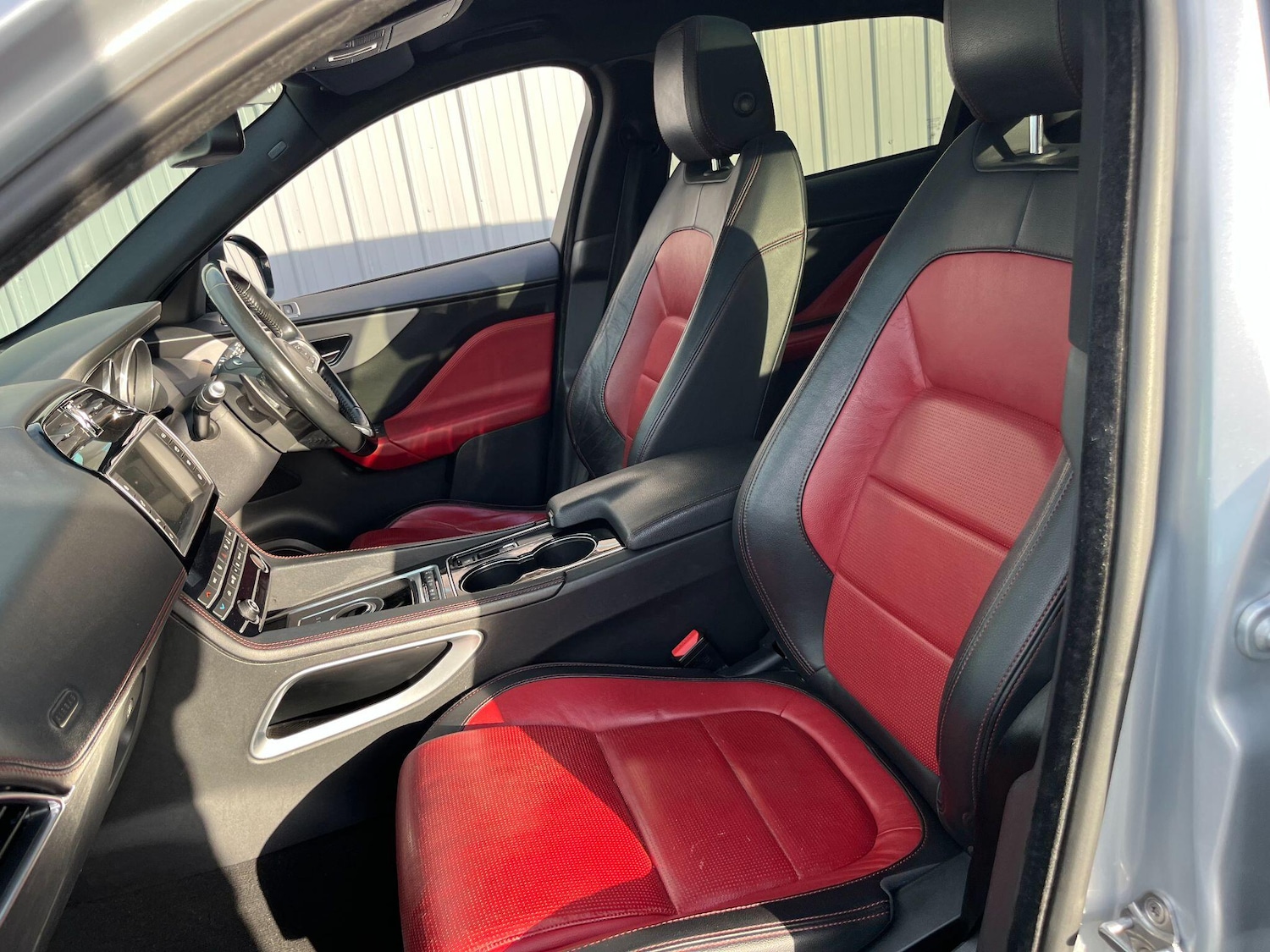 Used Jaguar F-Pace 2016 for sale - 78072973: Photo 36