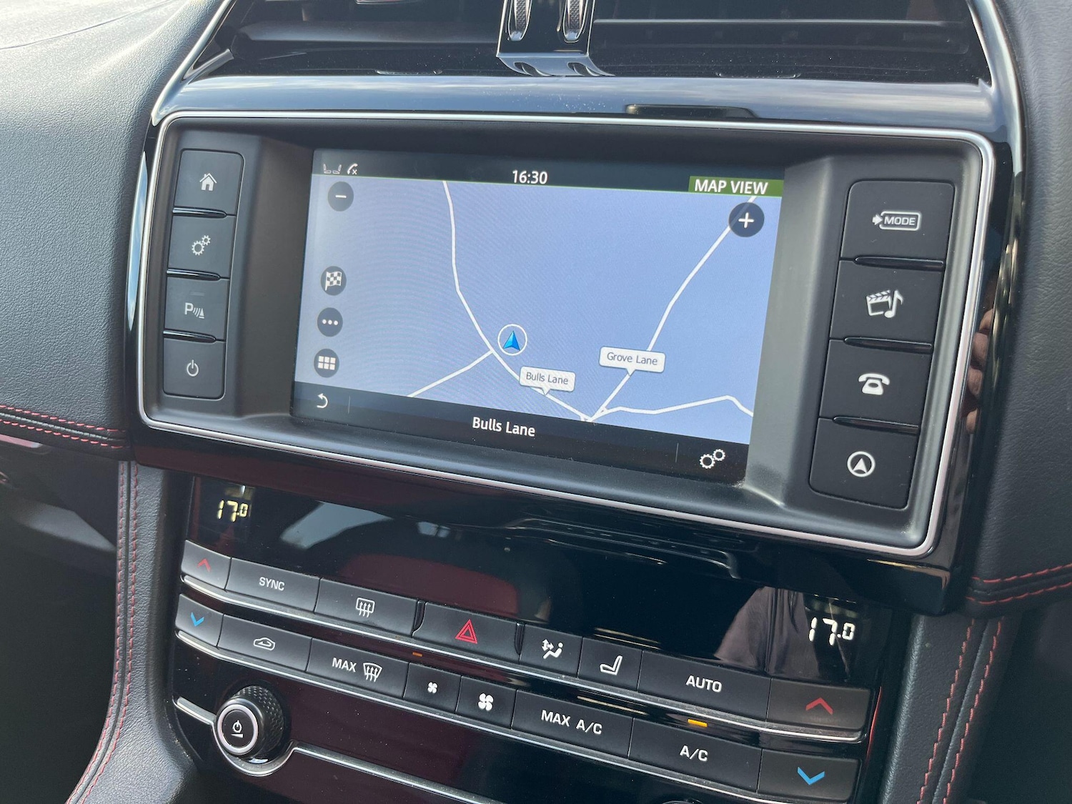 Used Jaguar F-Pace 2016 for sale - 78072973: Photo 6