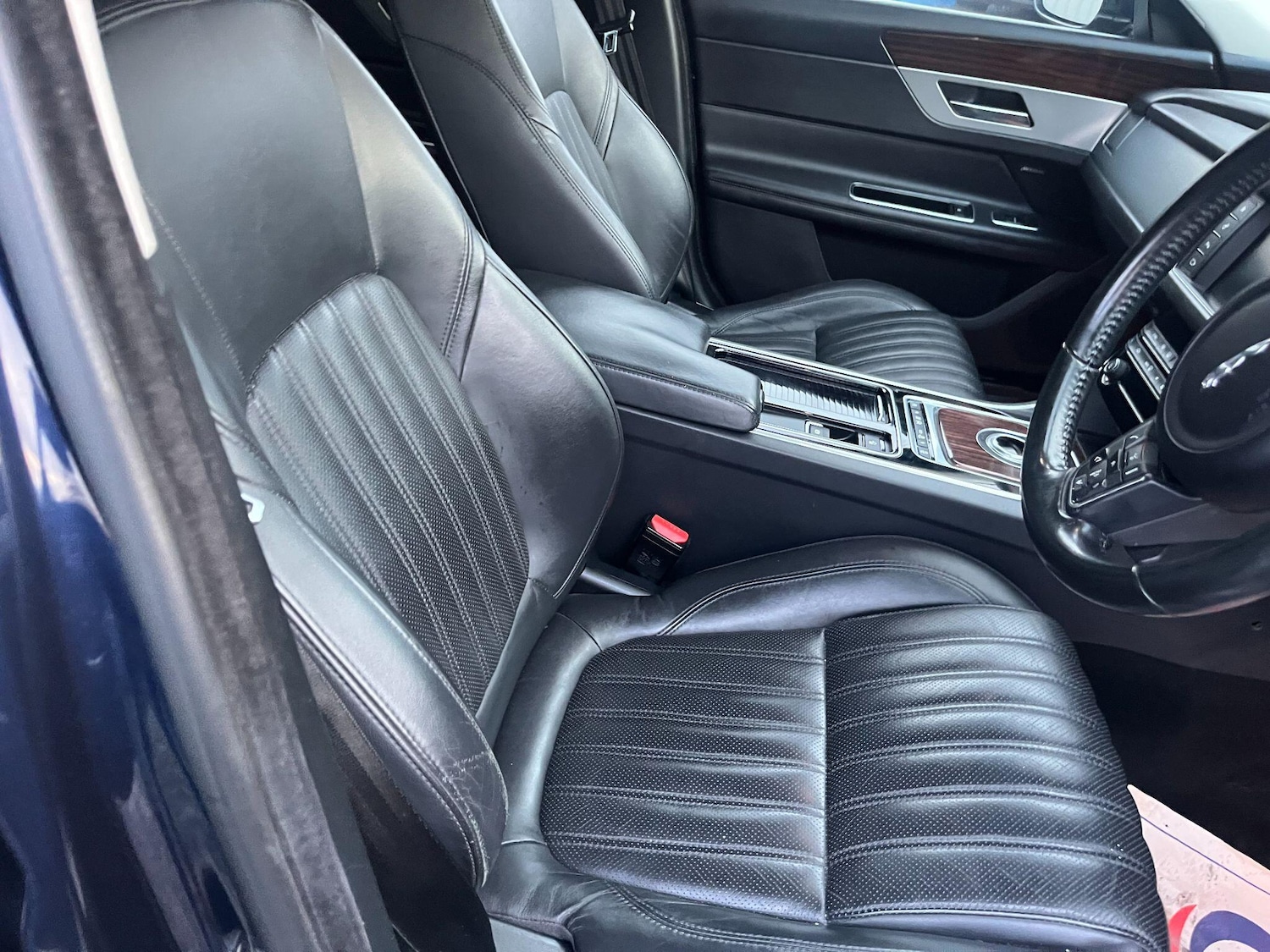 Used Jaguar XF 2016 for sale - 77202956: Photo 37