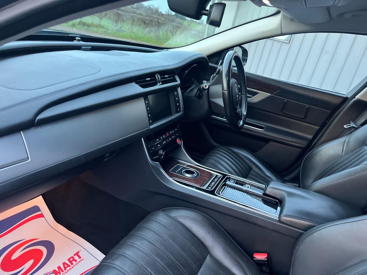 Used Jaguar XF 2016 for sale - 77202956: Photo 41