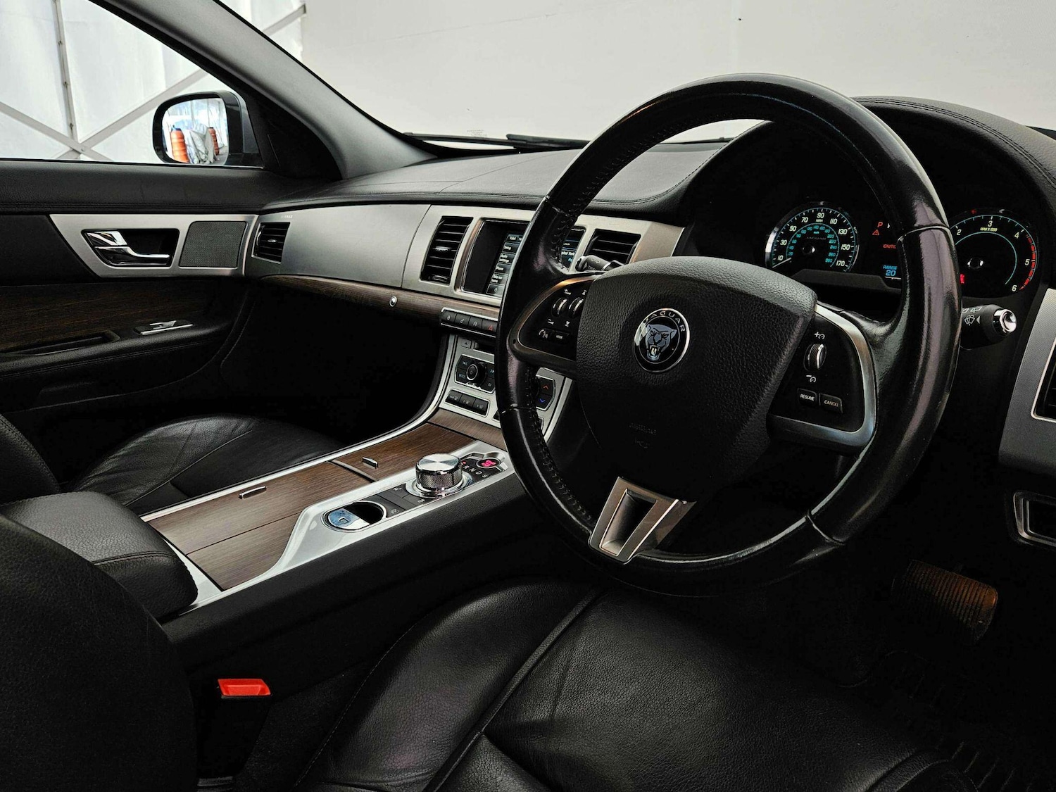 Used Jaguar XF 2014 for sale - 77768785: Photo 13