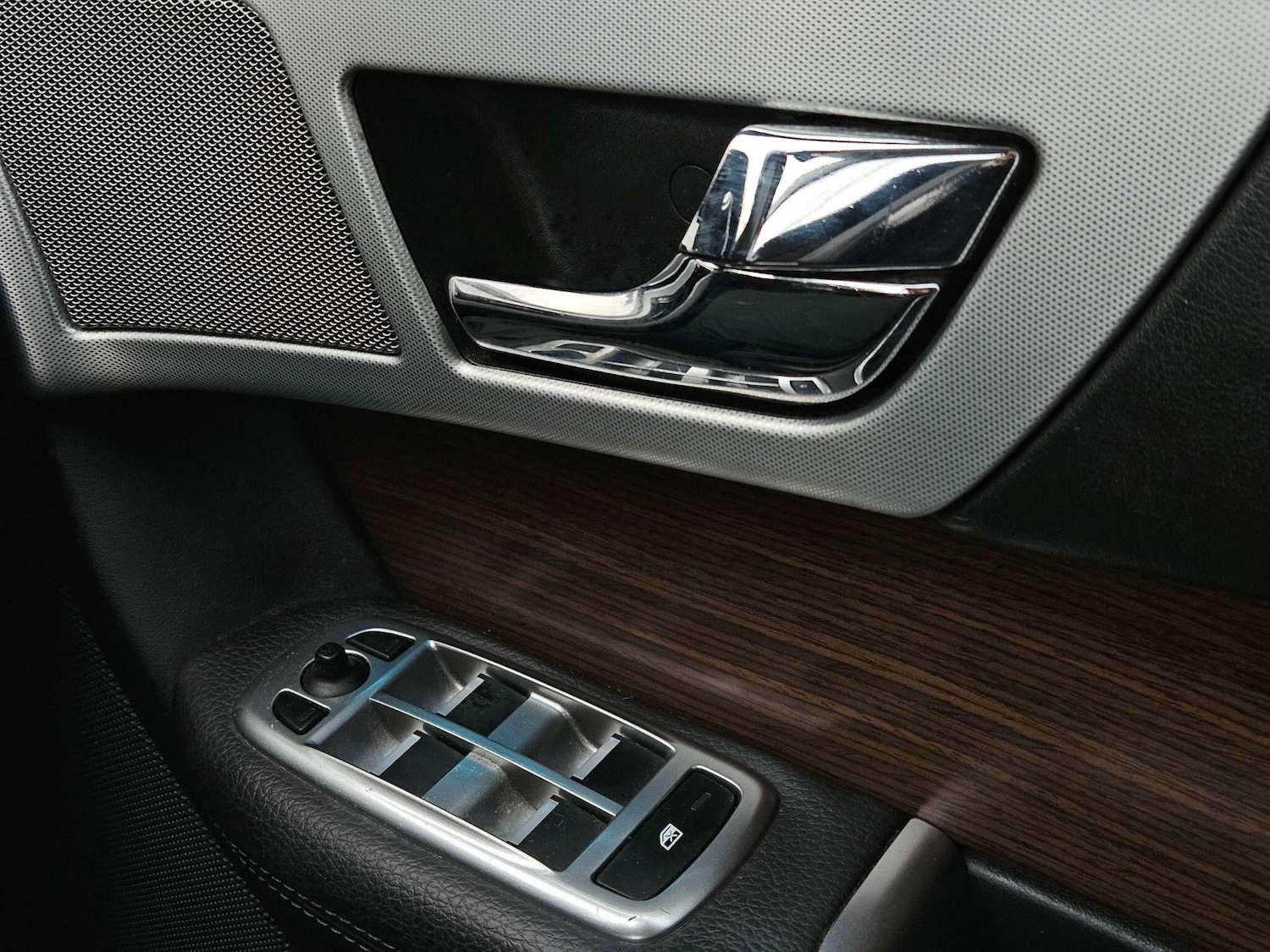 Used Jaguar XF 2014 for sale - 77768785: Photo 20