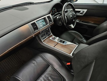 Used Jaguar XF 2014 for sale - 77768785: Photo