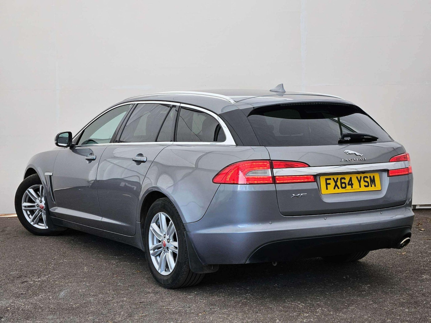 Used Jaguar XF 2014 for sale - 77768785: Photo 7