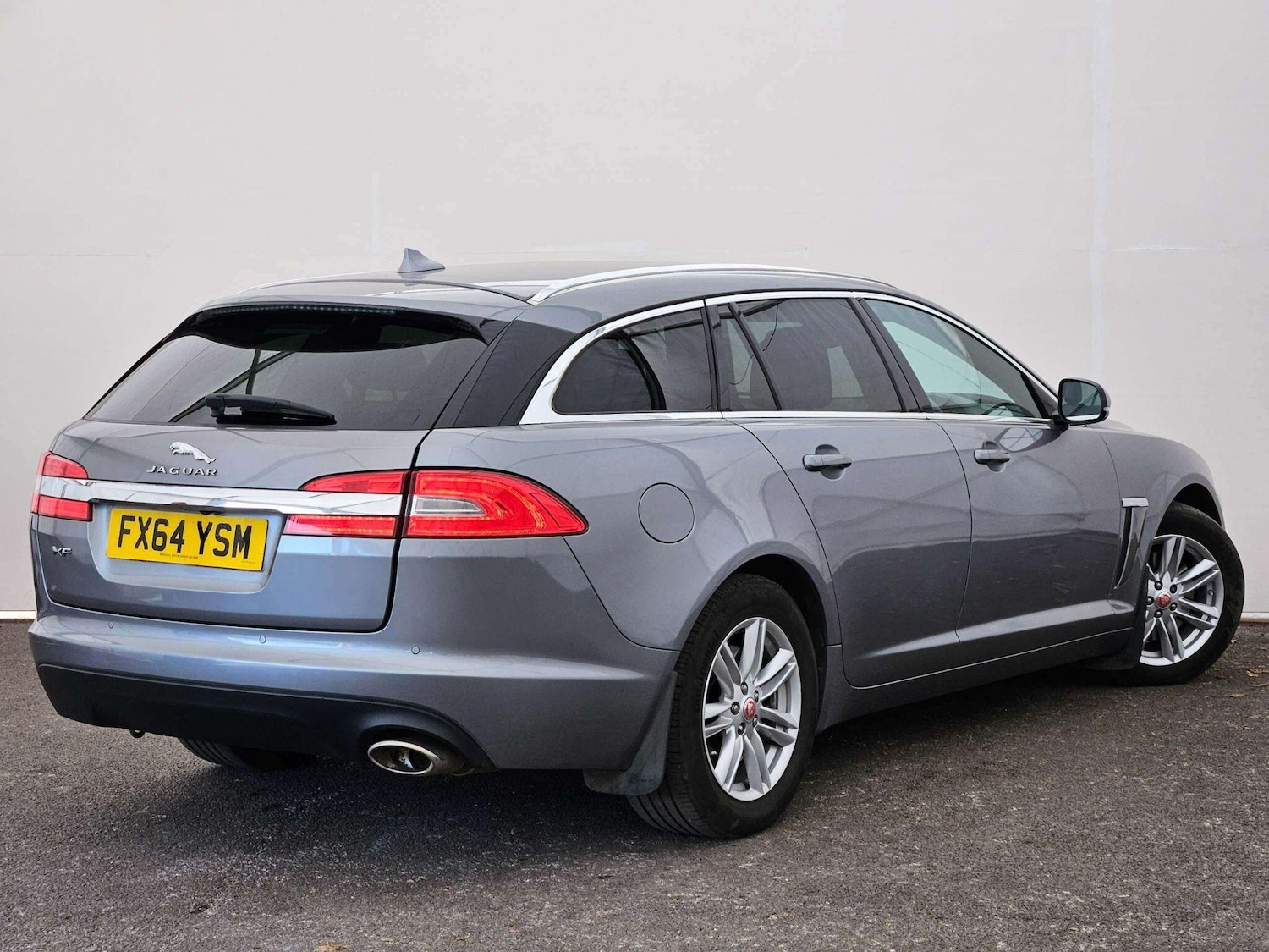 Used Jaguar XF 2014 for sale - 77768785: Photo 9