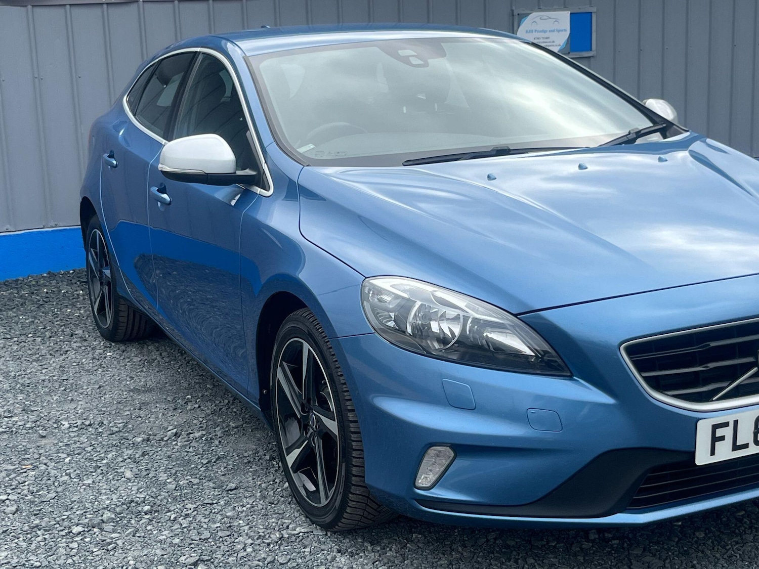 Used Volvo V40 2016 for sale - 75719890: Photo 61