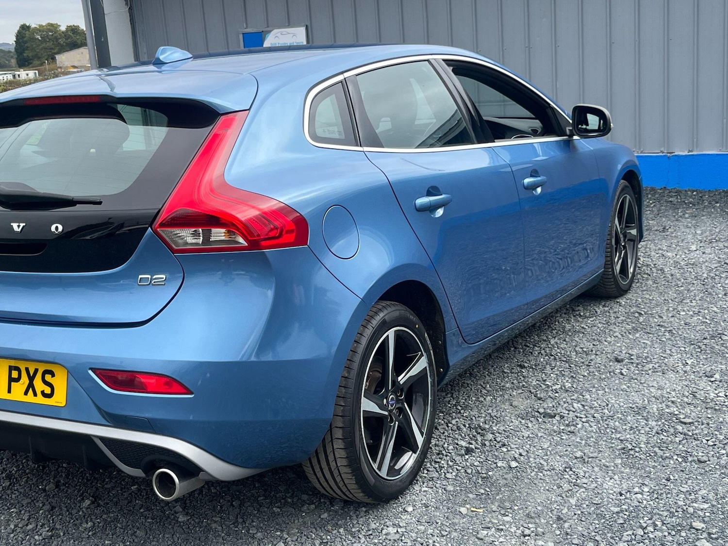 Used Volvo V40 2016 for sale - 75719890: Photo 63