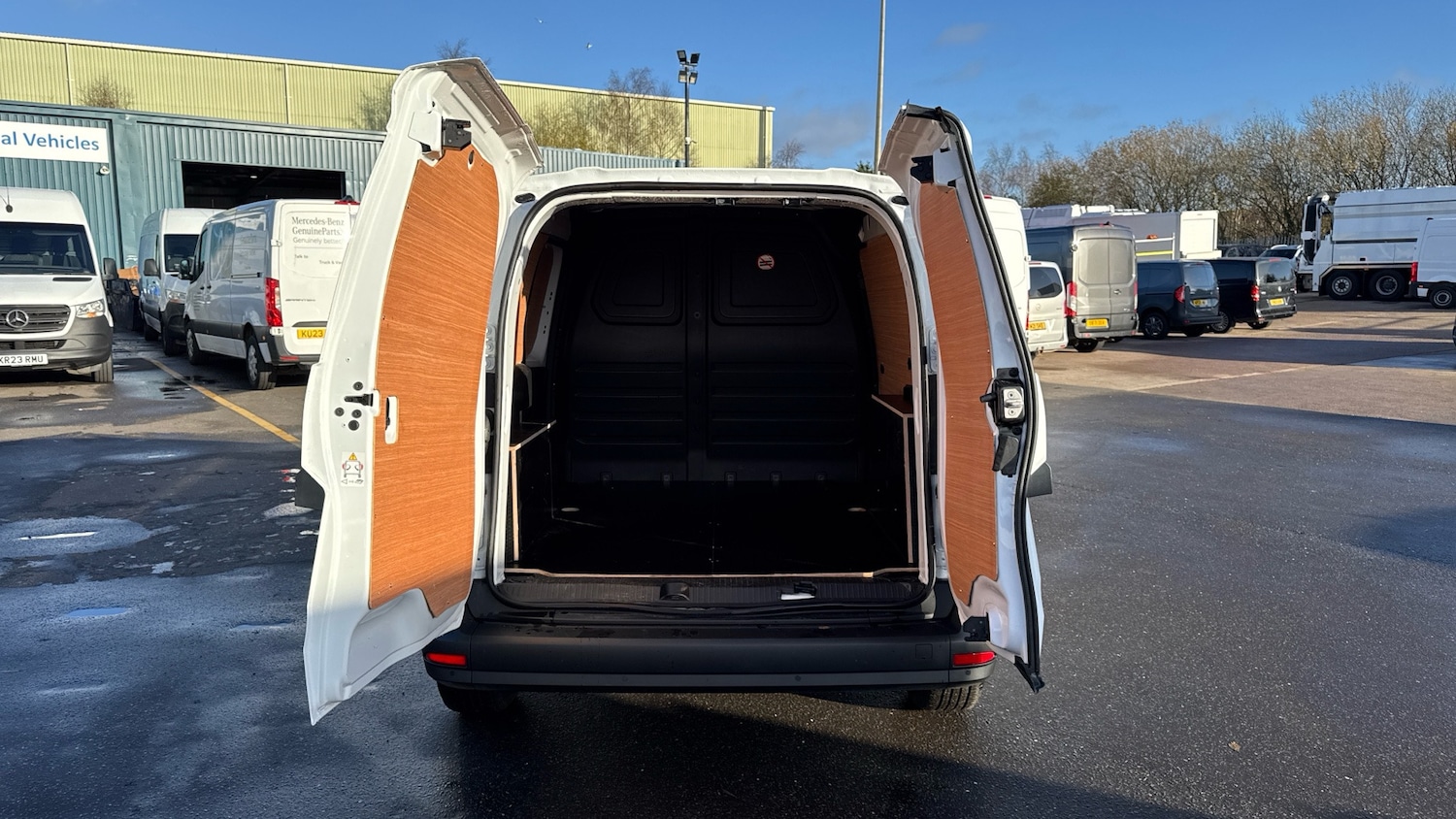 Used Mercedes-Benz Citan 2025 for sale - 77045991: Photo 17