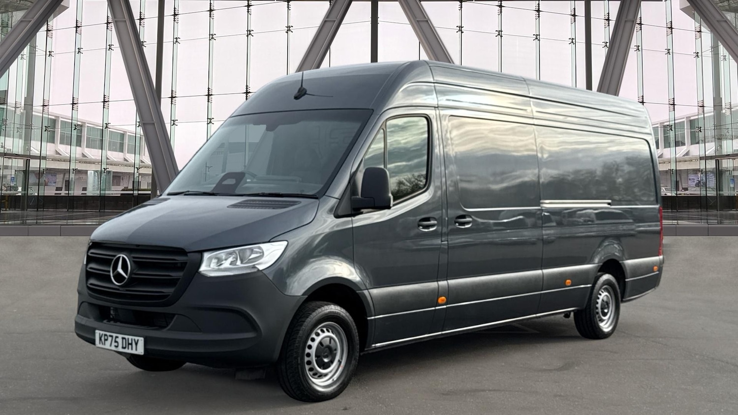 Used Mercedes-Benz Sprinter 2025 for sale - 78198047: Photo 2