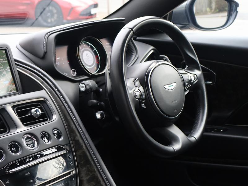 Used Aston Martin DB11 2018 for sale - 77746765: Photo 12
