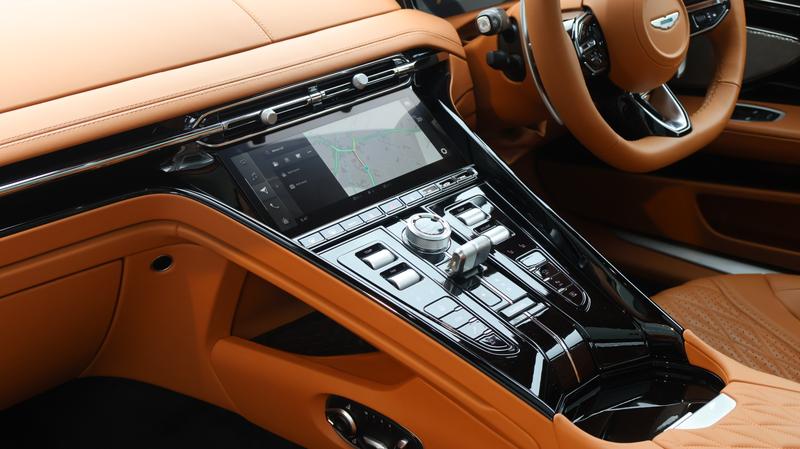 Used Aston Martin V8 2025 for sale - 77848682: Photo 8