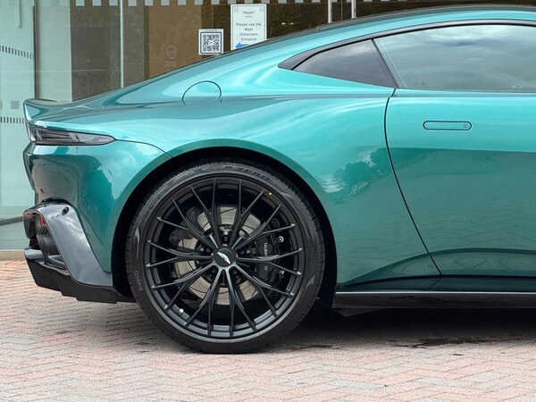 Used Aston Martin Vantage 2024 for sale - 76222680: Photo 10