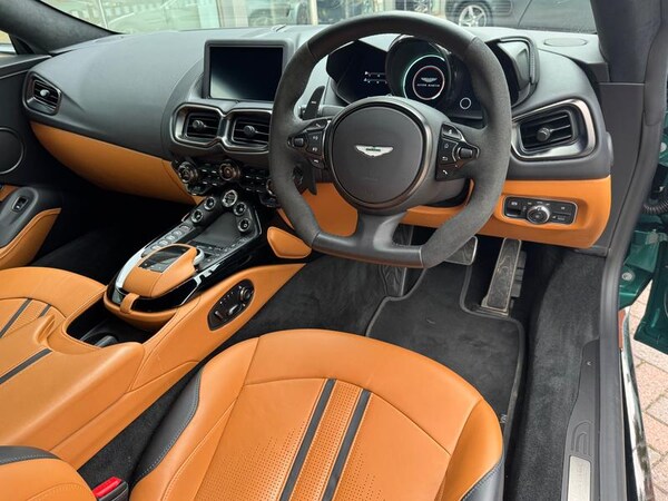 Used Aston Martin Vantage 2024 for sale - 76222680: Photo 16