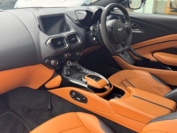 Used Aston Martin Vantage 2024 for sale - 76222680: Photo 6