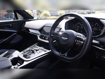 Used Aston Martin DBX 2024 for sale - 79131023: Photo