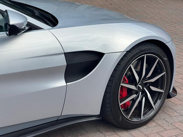 Used Aston Martin Vantage for sale - 75677039: Photo 10